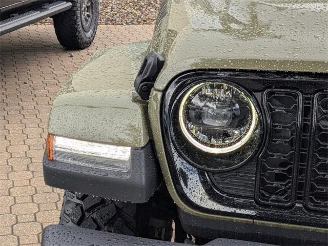 new 2025 Jeep Gladiator car, priced at $49,827