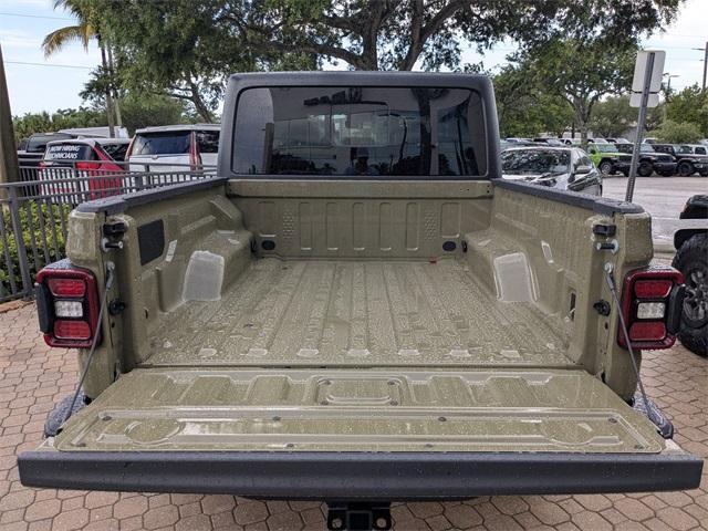 new 2025 Jeep Gladiator car, priced at $49,827