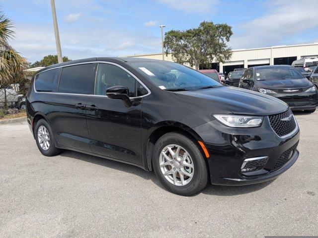 new 2026 Chrysler Pacifica car, priced at $39,435