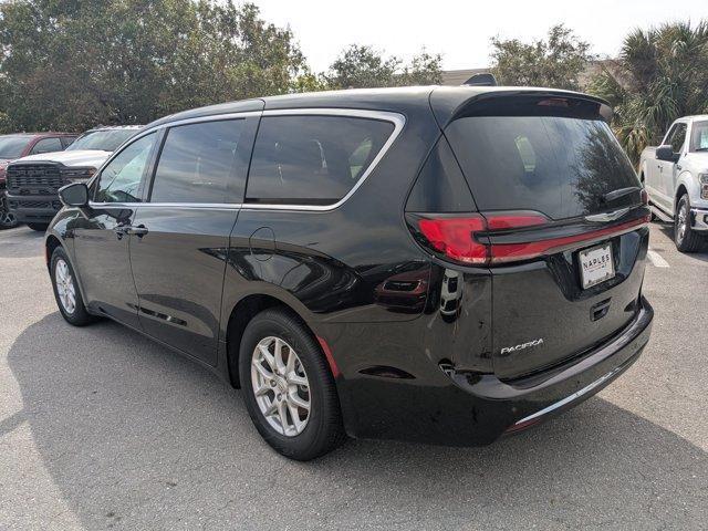new 2026 Chrysler Pacifica car, priced at $39,435