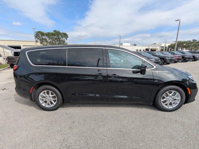 new 2026 Chrysler Pacifica car, priced at $39,435
