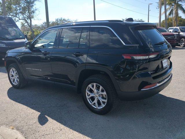 used 2022 Jeep Grand Cherokee car, priced at $25,492
