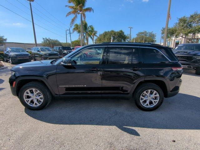used 2022 Jeep Grand Cherokee car, priced at $25,492