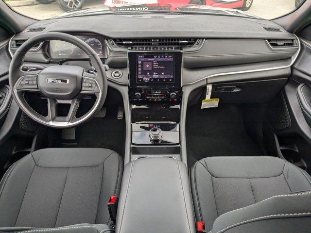 new 2025 Jeep Grand Cherokee car, priced at $31,920