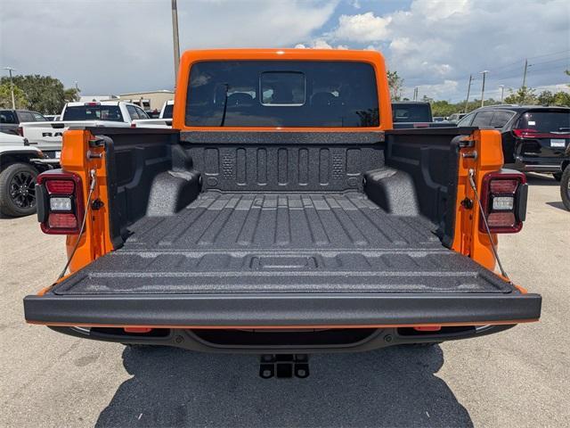 new 2025 Jeep Gladiator car, priced at $58,500
