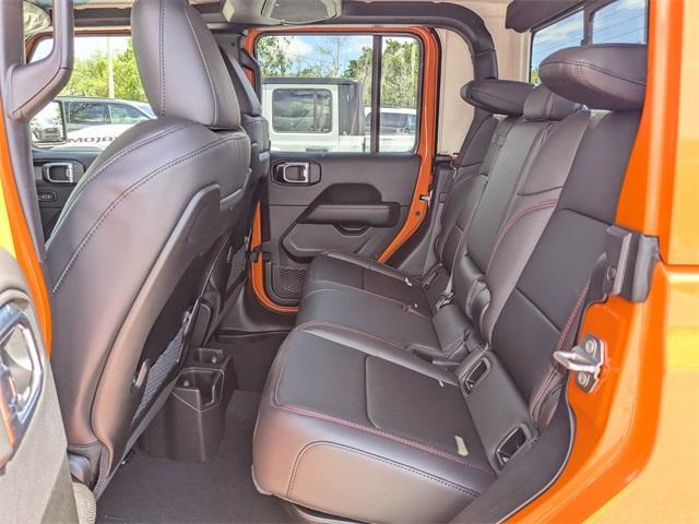 new 2025 Jeep Gladiator car, priced at $58,500
