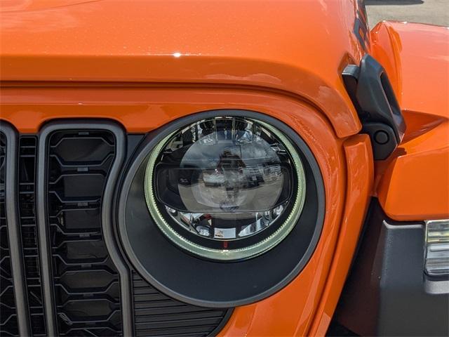 new 2025 Jeep Gladiator car, priced at $58,500