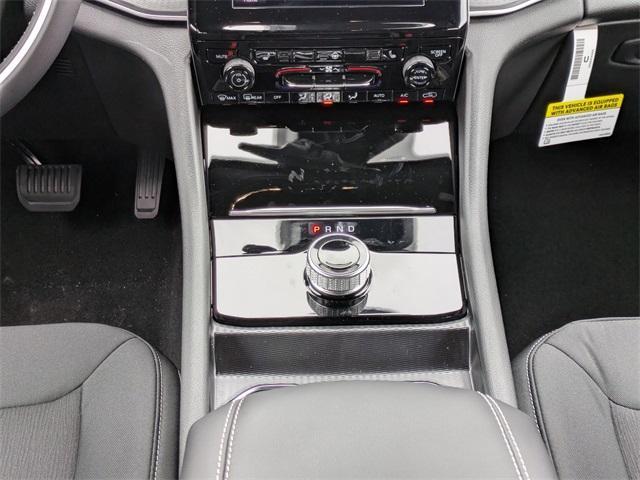 new 2025 Jeep Grand Cherokee car, priced at $36,415