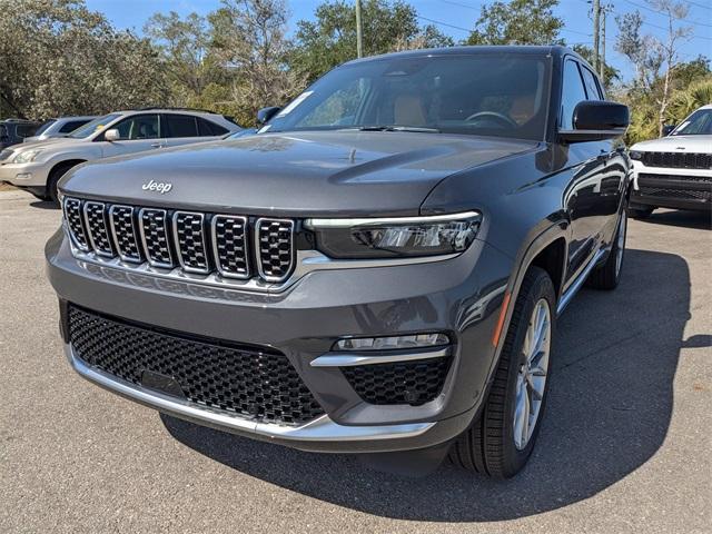 new 2025 Jeep Grand Cherokee car, priced at $59,915