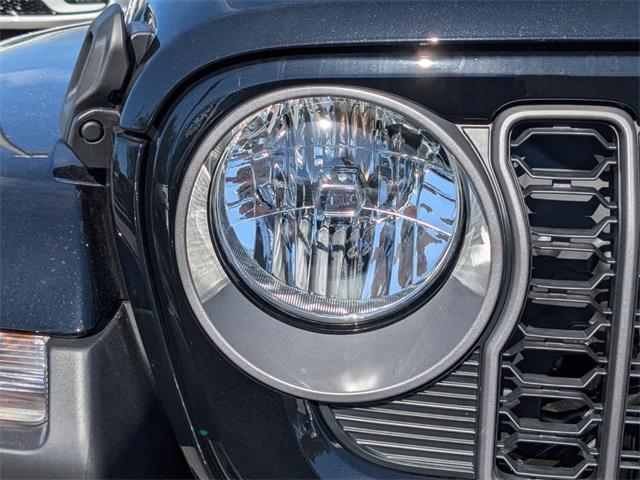 new 2025 Jeep Gladiator car, priced at $42,495
