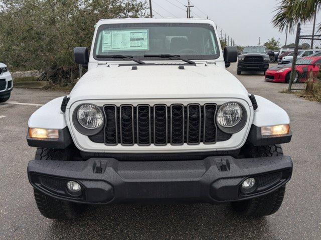 new 2025 Jeep Gladiator car, priced at $39,990