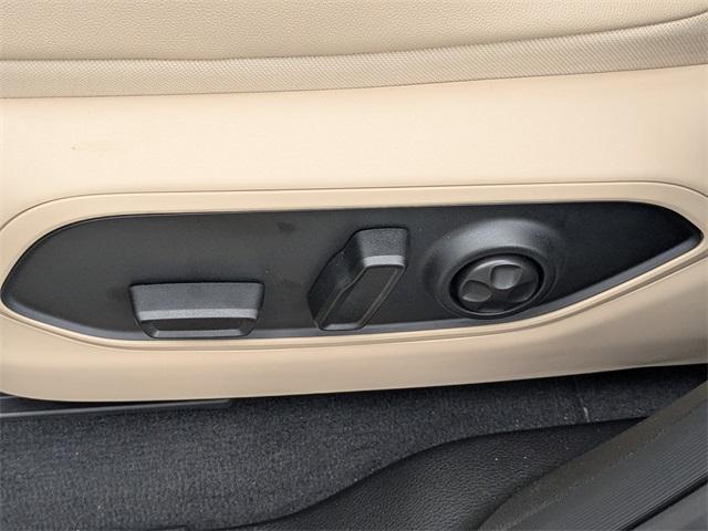 new 2025 Jeep Grand Cherokee car, priced at $37,495