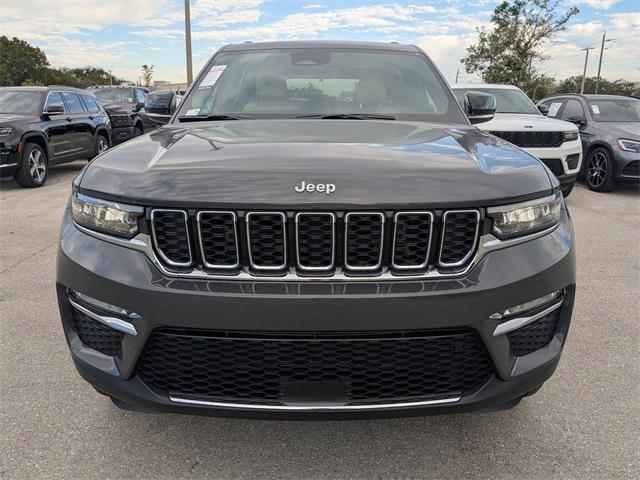 new 2025 Jeep Grand Cherokee car, priced at $37,495