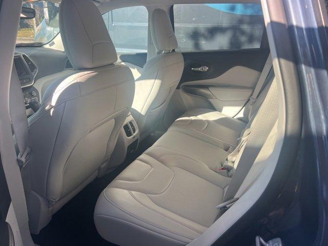 used 2022 Jeep Cherokee car, priced at $19,992