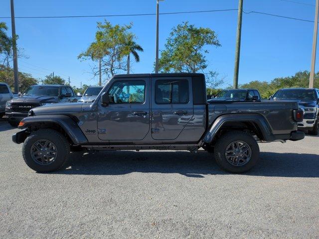 new 2024 Jeep Gladiator car, priced at $37,995