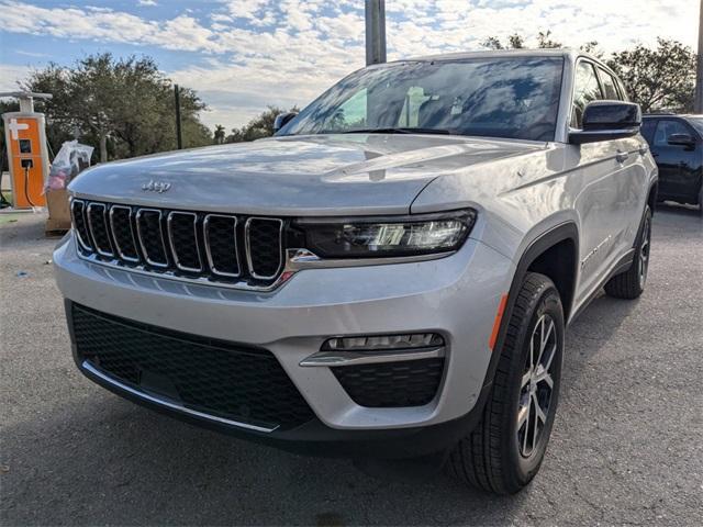 new 2025 Jeep Grand Cherokee car, priced at $49,935