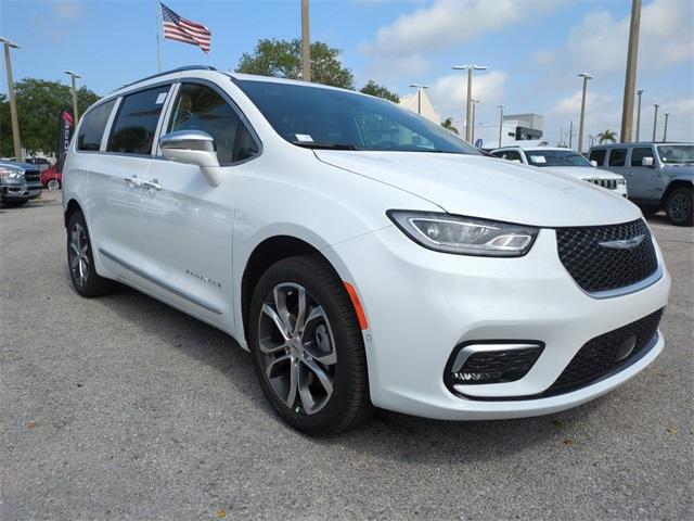 new 2024 Chrysler Pacifica car, priced at $59,775