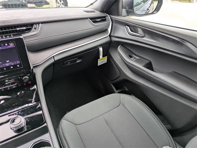 new 2025 Jeep Grand Cherokee L car, priced at $37,420