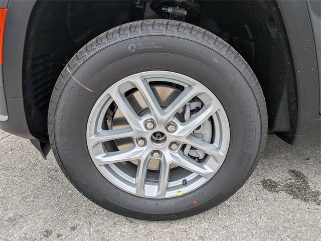 new 2025 Jeep Grand Cherokee L car, priced at $37,420