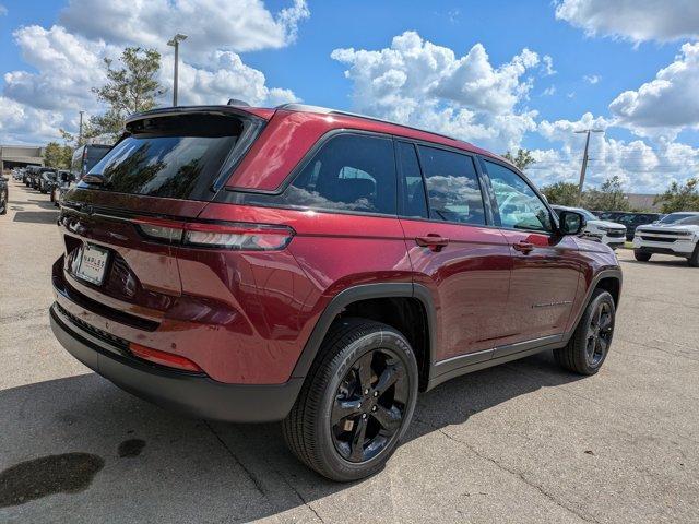 new 2025 Jeep Grand Cherokee car, priced at $37,875