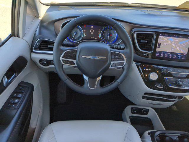 used 2018 Chrysler Pacifica car