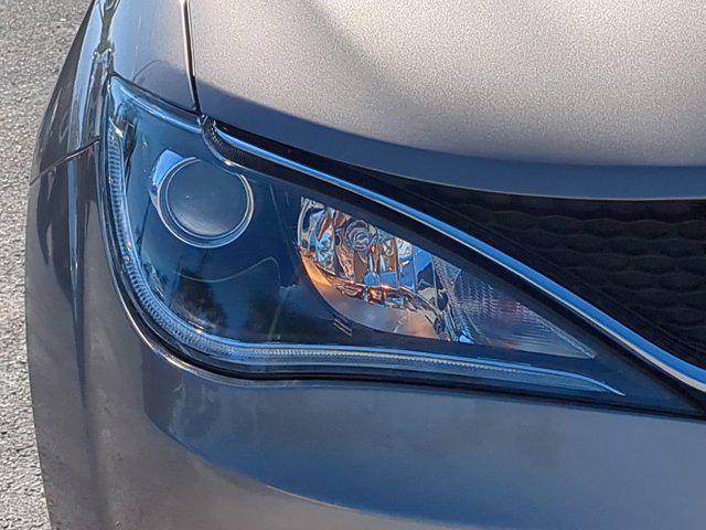 used 2018 Chrysler Pacifica car