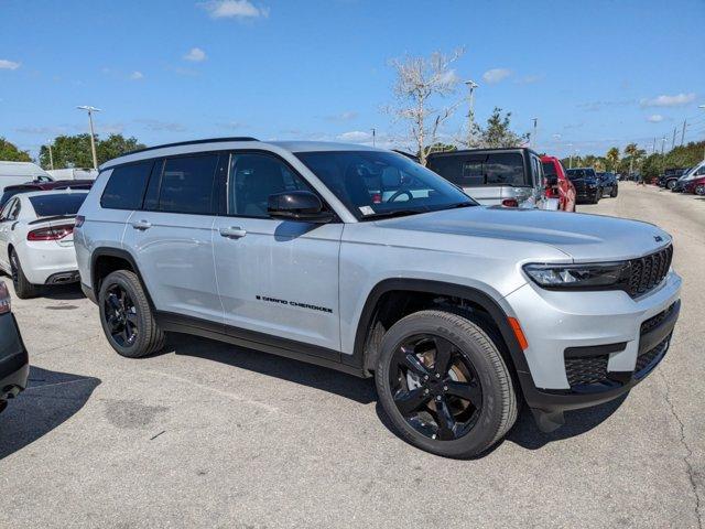 new 2024 Jeep Grand Cherokee L car, priced at $39,170