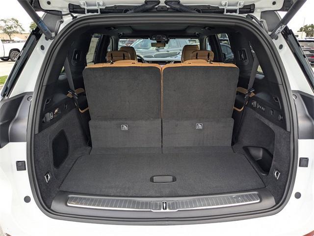 new 2025 Jeep Grand Cherokee L car, priced at $62,656