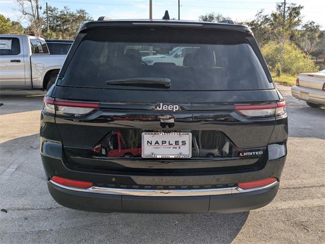 new 2025 Jeep Grand Cherokee car, priced at $38,995