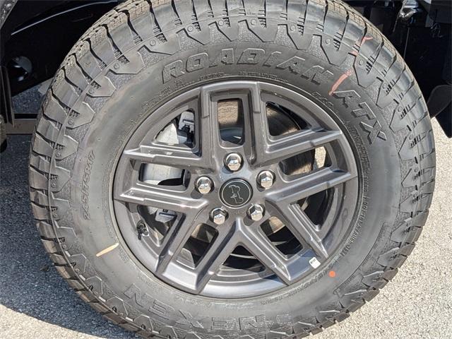 new 2025 Jeep Wrangler car, priced at $40,910