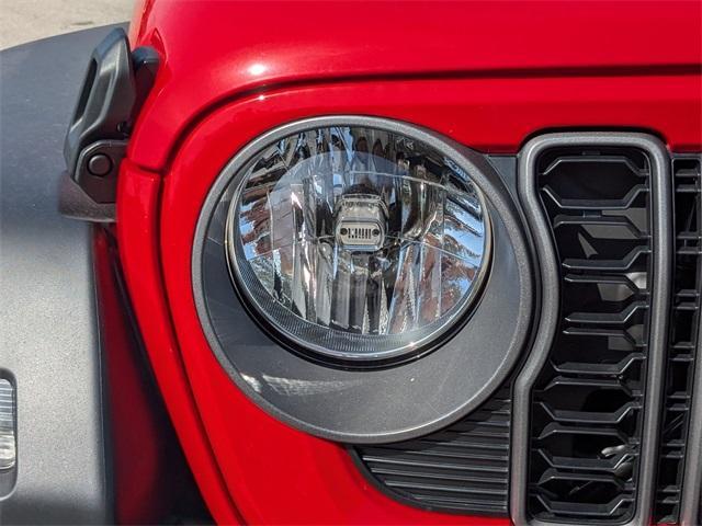 new 2025 Jeep Wrangler car, priced at $40,910
