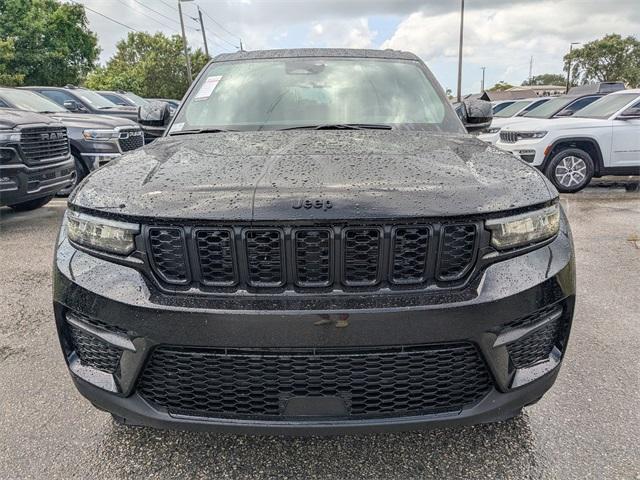 new 2025 Jeep Grand Cherokee car, priced at $37,475
