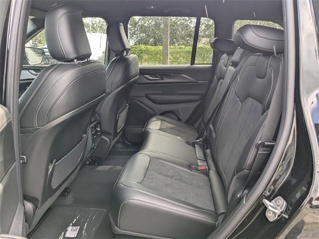 new 2025 Jeep Grand Cherokee car, priced at $37,475