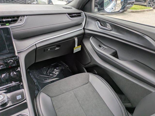 new 2025 Jeep Grand Cherokee L car, priced at $41,375