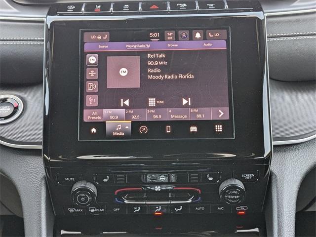 new 2025 Jeep Grand Cherokee L car, priced at $39,920