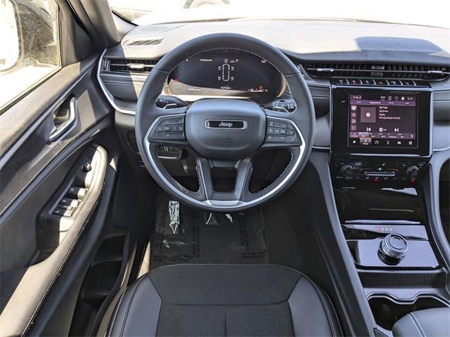 new 2025 Jeep Grand Cherokee L car, priced at $39,920