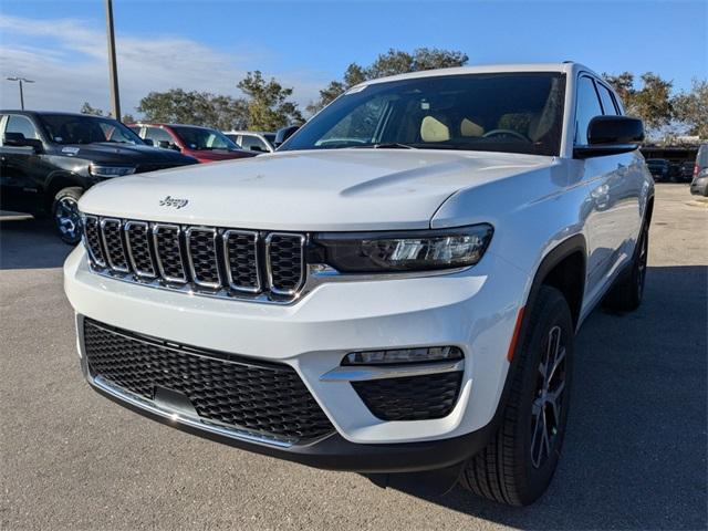 new 2025 Jeep Grand Cherokee car, priced at $46,700