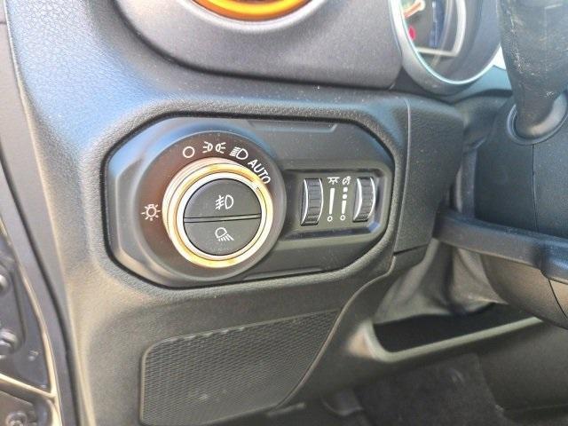 used 2021 Jeep Gladiator car, priced at $35,491