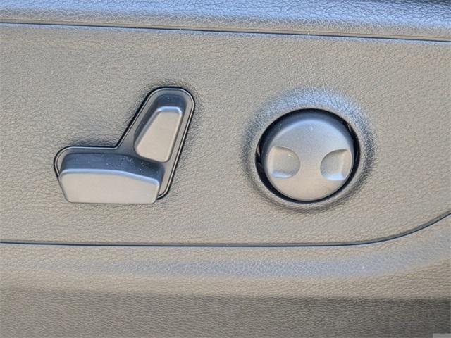 new 2025 Ram 1500 car, priced at $39,915