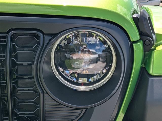 new 2025 Jeep Wrangler car, priced at $65,597