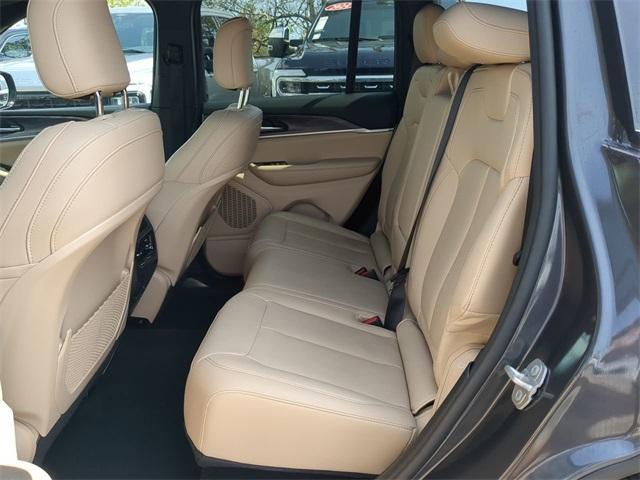 used 2024 Jeep Grand Cherokee car, priced at $37,391