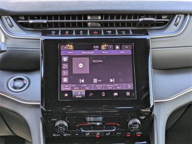 new 2025 Jeep Grand Cherokee L car, priced at $33,925