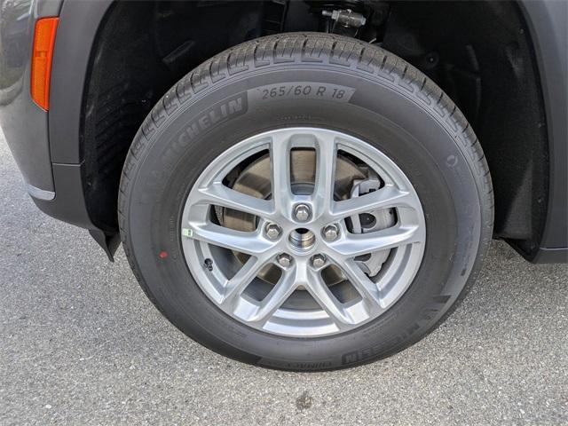 new 2025 Jeep Grand Cherokee L car, priced at $33,925