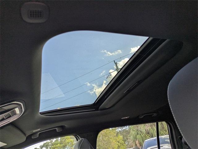 new 2025 Jeep Grand Cherokee L car, priced at $33,925