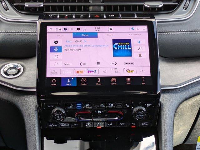 new 2025 Jeep Grand Cherokee car, priced at $45,660