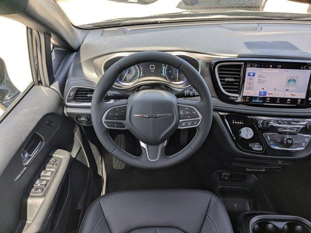new 2026 Chrysler Pacifica car, priced at $40,685