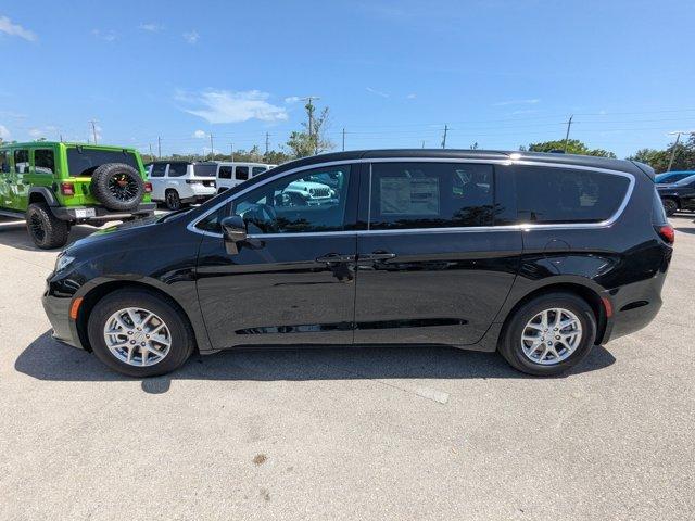 new 2026 Chrysler Pacifica car, priced at $40,685