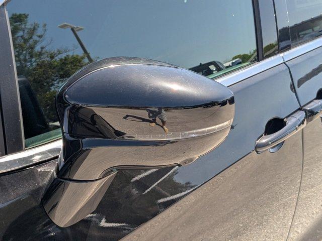 new 2026 Chrysler Pacifica car, priced at $40,685