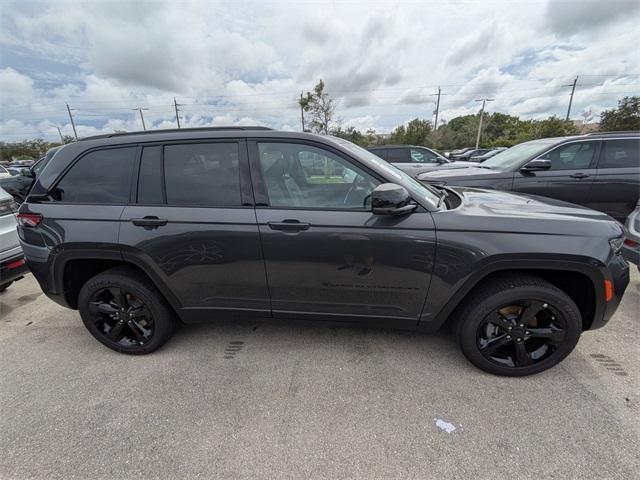 new 2025 Jeep Grand Cherokee car, priced at $37,375