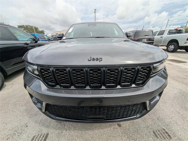 new 2025 Jeep Grand Cherokee car, priced at $37,375